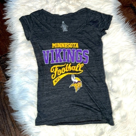 NFL Tops - Minnesota Vikings V-Neck Tee